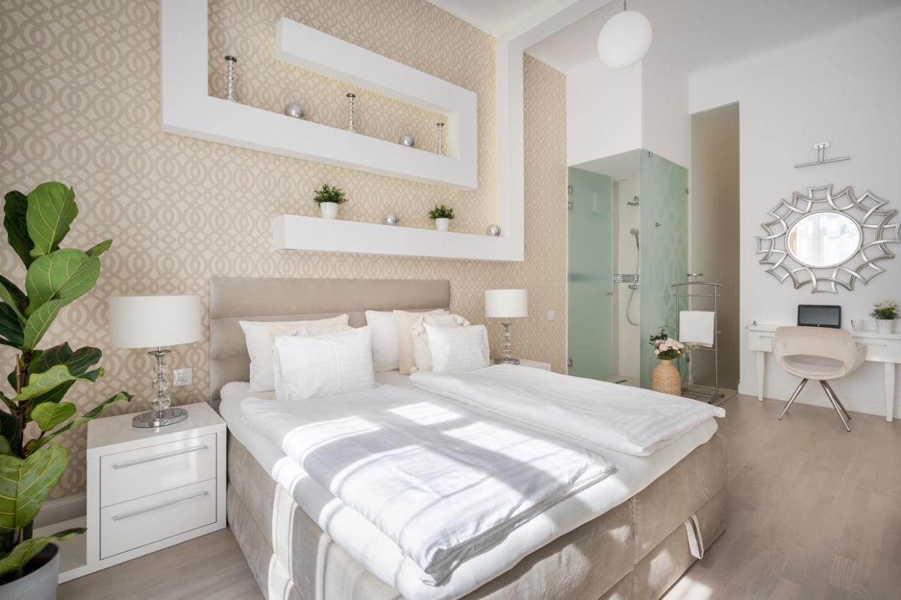 Beautiful In The Heart Of The Apartment